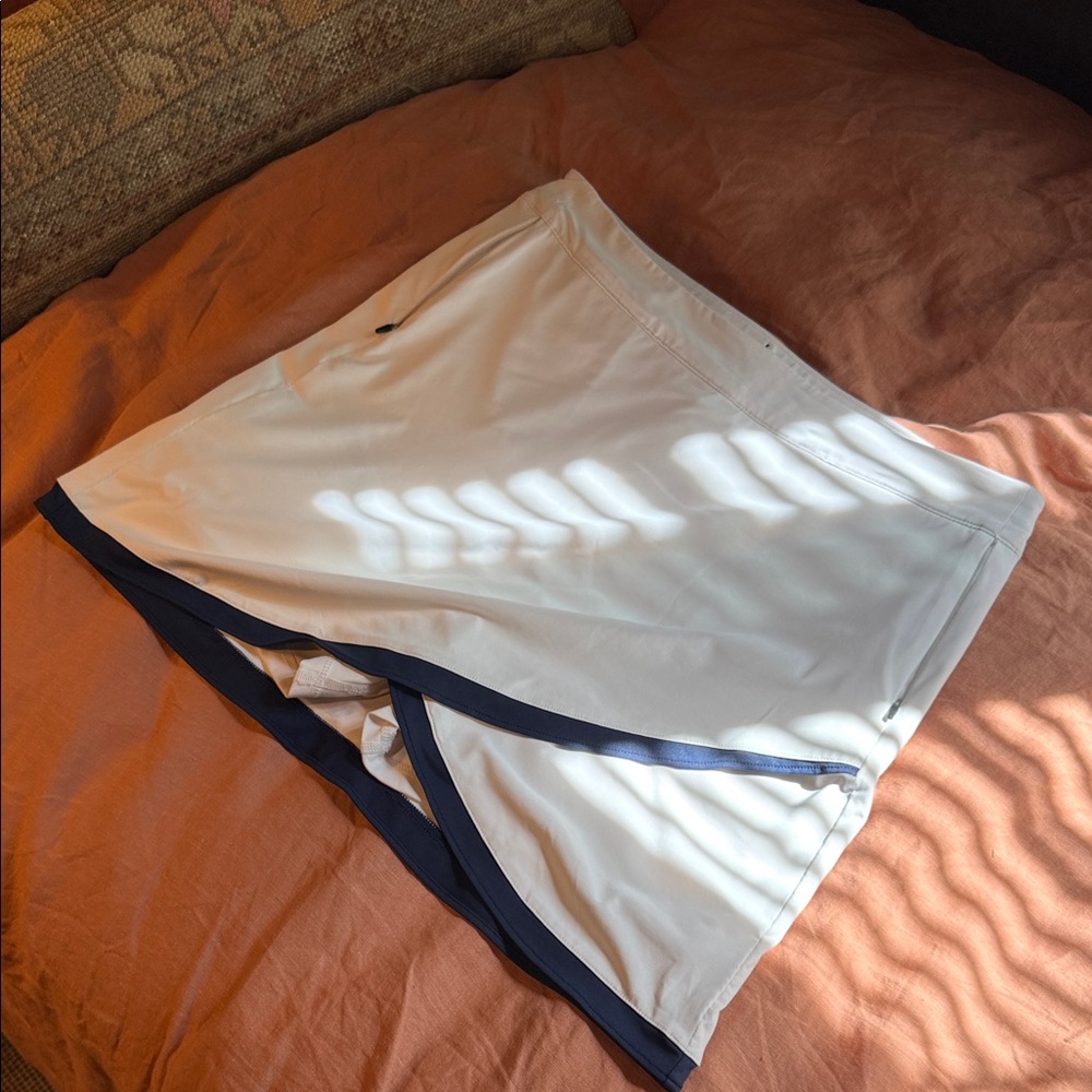 Peter Millar skort